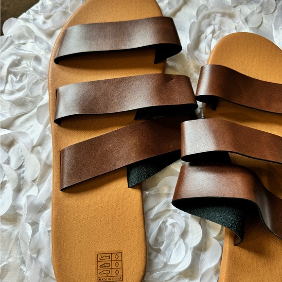 Shein Minimalist Slide Sandals. Color Brown. Size 10. - Picture 4 of 6